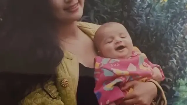 Foto masa kecil Sarah Samantha bintang Buku Harian Seorang Istri (Foto: Instagram @dewanti.bauty)