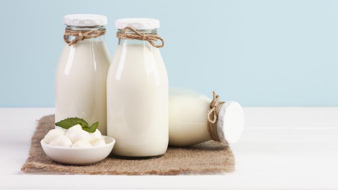 8 Manfaat  Susu untuk  Kecantikan  Sehatkan Kulit Hot 