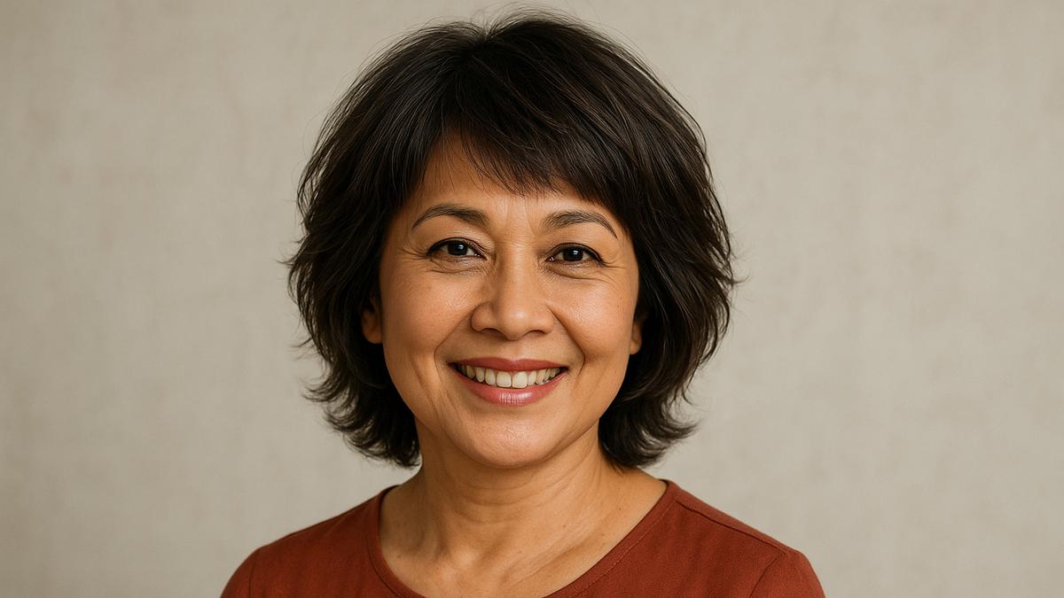 7 Model Rambut Shaggy Layer Pendek untuk Ibu-Ibu Usia 50 Tahunan, Tampil Segar dan Elegan