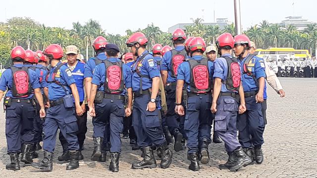 DKI Jakarta Kirim 65 Petugas Bantu Penanganan Karhutla