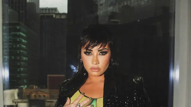 Tren model rambut mullet untuk wanita