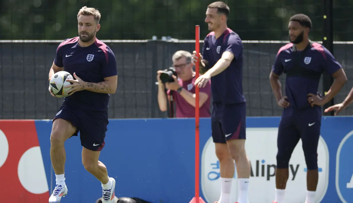 The Three Lions adalah runner-up edisi sebelumnya, yang tentu akan membuat mereka termotivasi untuk bisa juara. (Adrian DENNIS / AFP)