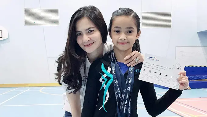 [Bintang] Cut Tary