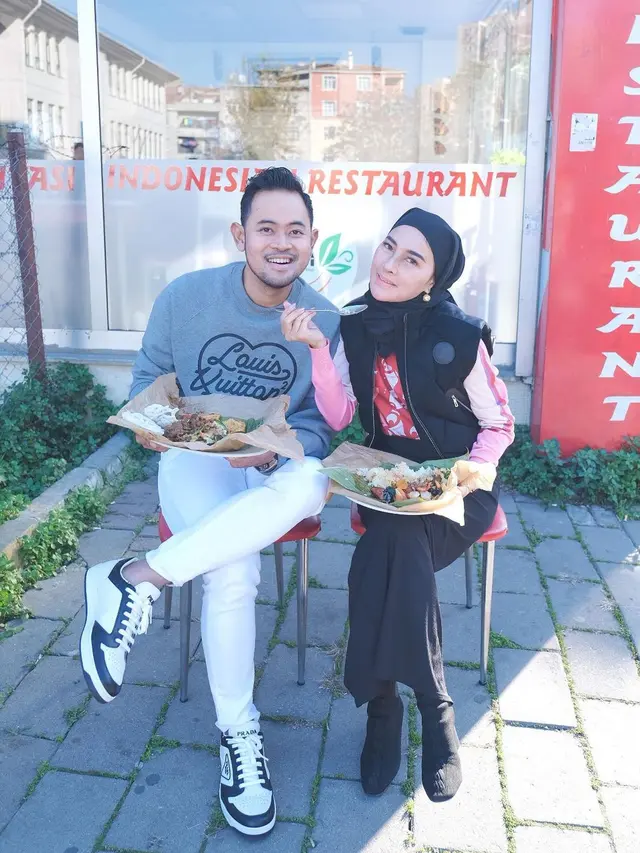 5 Potret Liburan Gilang Crazy Rich Malang ke Turki, Gaya Bak Raja Jadi Sorotan