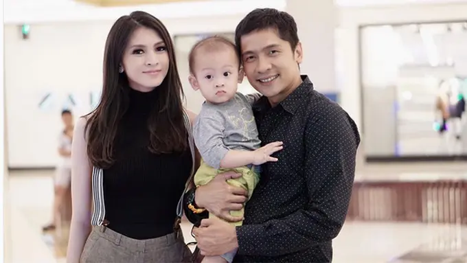 [Bintang] Donita dan Adi Nugrohp