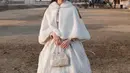 Yang pertama, Alyssa Daguise tampil dengan pesona ala princess Korea saat kenakan hanbok [@alyssadaguise]