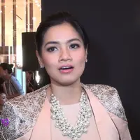 Titi Kamal akan merayakan lebaran di Berlin, Jerman bersama Christian Sugiono dan Juna