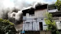 Kebakaran yang terjadi di RT 27 Kelurahan Klandasan Ulu, Balikpapan Kota. (Liputan6.com)