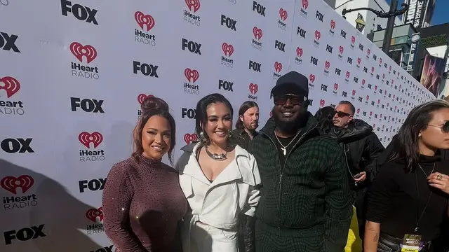 Agnez Mo Berfoto Bersama Sederet Selebriti Dunia, Netizen Antusias Menanti Album Terbarunya (Instagram/agnezmo).