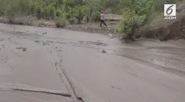 Selain di karangasem, warga yang tinggal di Buleleng juga terkena aliran lahar dingin.