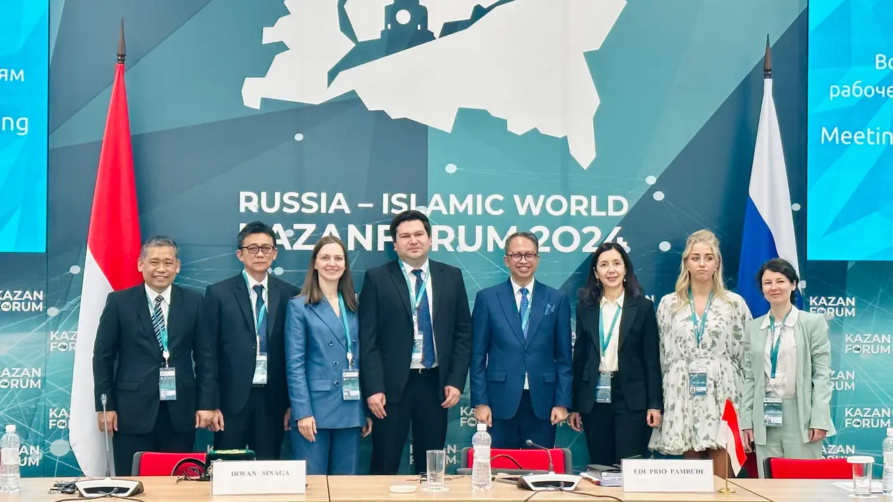 Kementerian Koordinator Bidang Perekonomian melalui Deputi Bidang Koordinasi Kerja Sama Ekonomi Internasional Edi Prio Pambudi melakukan Pertemuan Ketua Kelompok Kerja Perdagangan, Investasi, dan Industri RI-Rusia. (Foto: Kemenko Perekonomian)