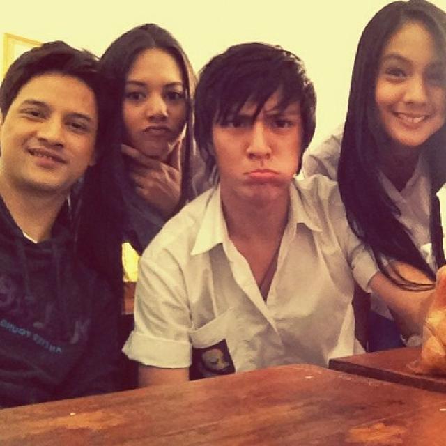 6 Potret Lawas Lucky Perdana, Bukti Awet Muda