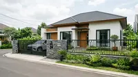 6 Kombinasi Pagar Besi dan Tembok Pendek untuk Rumah Sederhana yang Terlihat Mewah