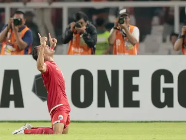 Cukup satu gol bagi Addison Oliveira untuk membawa Persija unggul atas Song Lam Nghe An FC pada laga Piala AFC 2018 di Stadion Utama GBK, Senayan, Jakarta, (13/3/2018). Persija Jakarta menang 1-0. (Bola.com/Nick Hanoatubun)