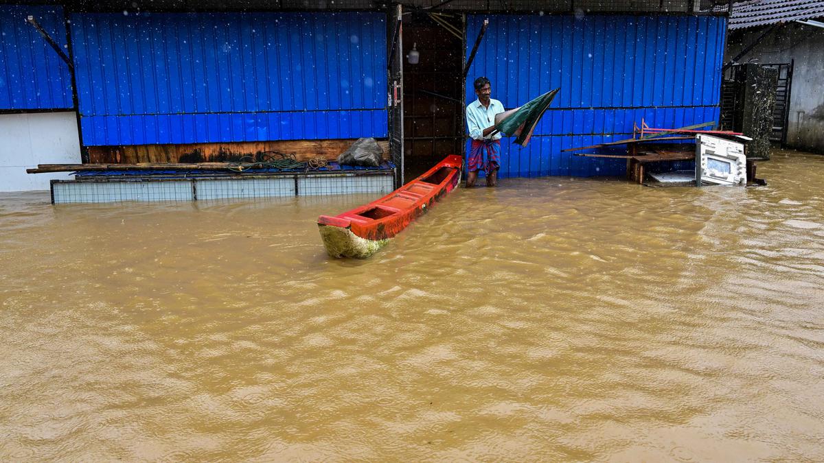 Sri Lanka Dihantam Badai Siklon Ditwah: 56 Orang Tewas, Puluhan Ribu Lainnya Mengungsi