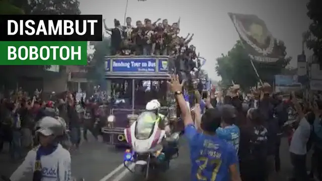 Berita video momen skuat Persib Bandung U-19 disambut puluhan ribu Bobotoh di Bandung, Jawa Barat.