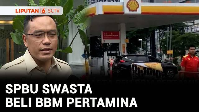 Imbas menipisnya stok BBM, sejumlah gerai SPBU swasta terpaksa hanya berjualan makanan dan minuman. Alih-alih menambah kuota impor BBM untuk SPBU swasta, Menteri ESDM memastikan para pengelola SPBU swasta harus setuju membeli BBM dari Pertamina denga...