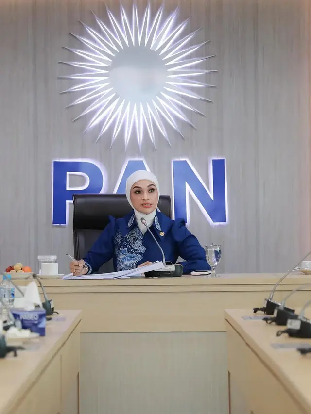 Potret Putri Zulhas saat Pimpin Rapat (credit: instagram/putri_zulhas).