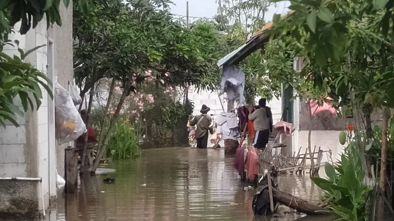 Sungai Cisadane Meluap