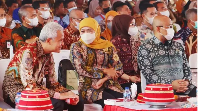 Khofifah dan Ganjar.