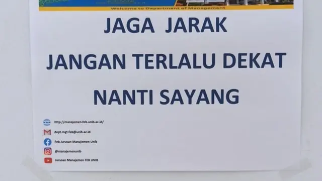6 Tulisan di Kampus Ini Bikin Geleng Kepala