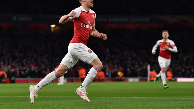 Arsenal Taklukan Napoli di Kandang
