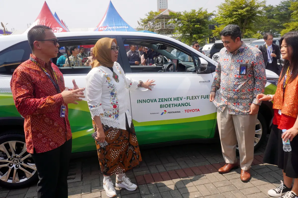 Toyota Indonesia dan Pertamina Uji Coba Bioethanol untuk Innova Zenix HEV-FFV di GIIAS 2024