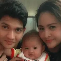 Atreya Syahla Putri Uwais menjadi buah cinta yang melengkapi kebahagiaan Audy dan Iko Uwais.