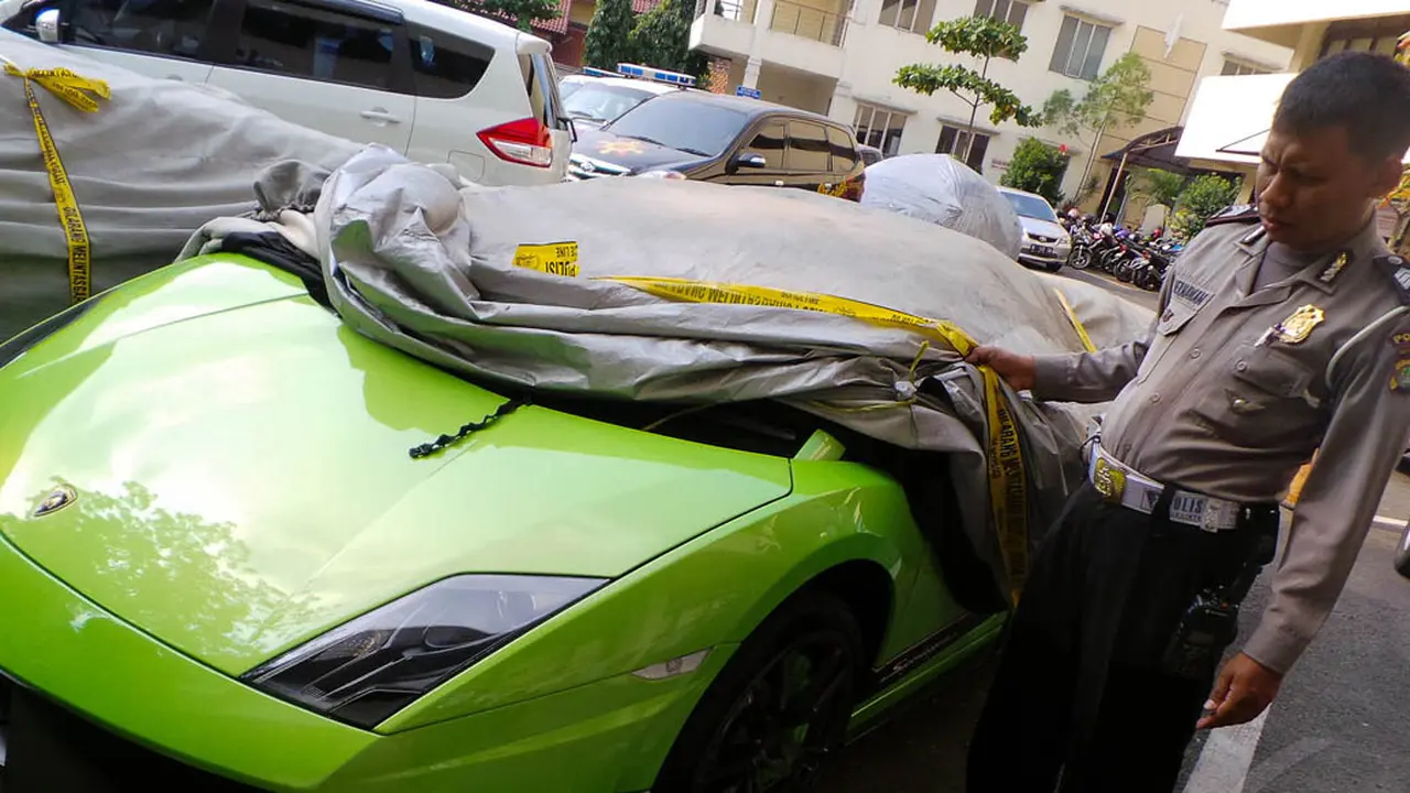 Bermasalah, Lamborghini Milik Haji Lulung Disita
