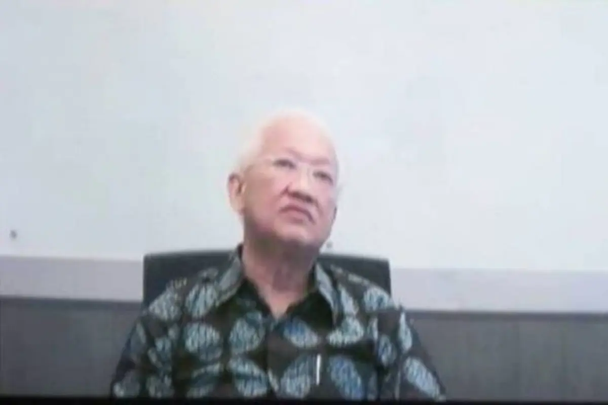 Komisi Pemberantasan Korupsi (KPK) menangkap buron kasus korupsi e-KTP Paulus Tannos di Singapura.