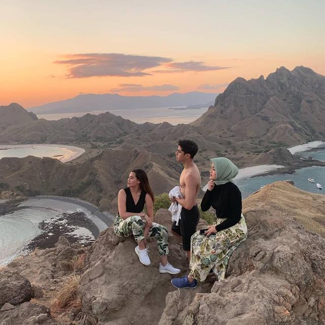 6 Potret Kedekatan Diandra Marsha Bareng Al, El dan Dul, Sepupu Kompak