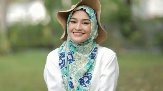 Manis dan Segar, Hijab Praktis untuk Piknik Saat Libur Lebaran