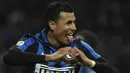 5. Jeison Murillo, bek Inter Milan ini menjadi rebutan dari Everton dan Stoke seperti dikabarkan Corriere dello Sport. Musim lalu pria Kolombia itu tampil baik dengan berhasil menang 64 kali duel udara dalam 110 kesempatan. (AFP/Olivier Morin)