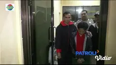 Polisi mengamankan kepala sekolah sebuah madrasah tsanawiyah di Jember, lantaran terlibat transaksi dan penggunaan narkoba.