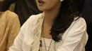  Ayushita pun menceritakan sosok Kardinah dan Rukmini, yang berperan penting dalam kehidupan Kartini, terutama ketika menggapai cita-cita yang dimimpikannya. (Galih W. Satria/Bintang.com)
