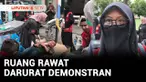 Menampung para pengunjuk rasa yang kena gas air mata, ruang rawat darurat digelar di Rumah Sakit Kramat 128, Senen, Jakarta.
