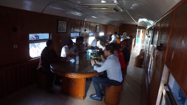 Peresmian Lokomotif Uap Kuno di Solo