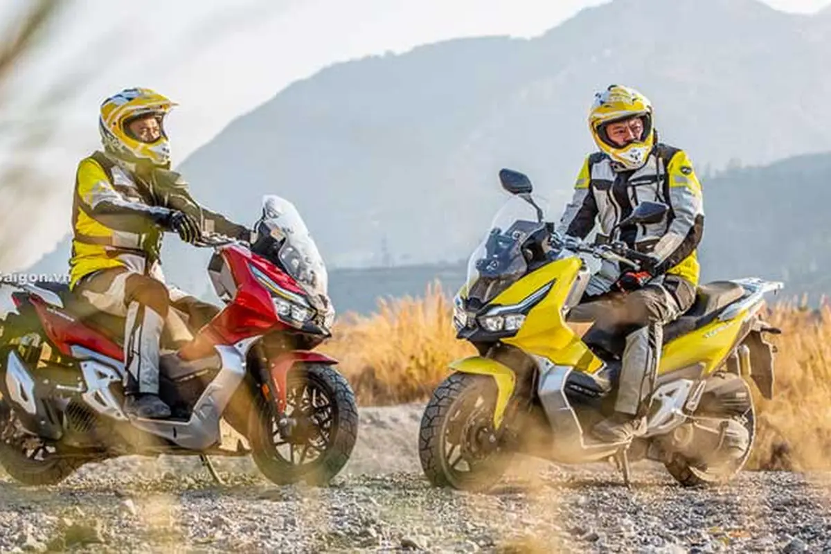 Replika Honda ADV150 dari Tiongkok, Dayang Vorela 150 (motosaigon)