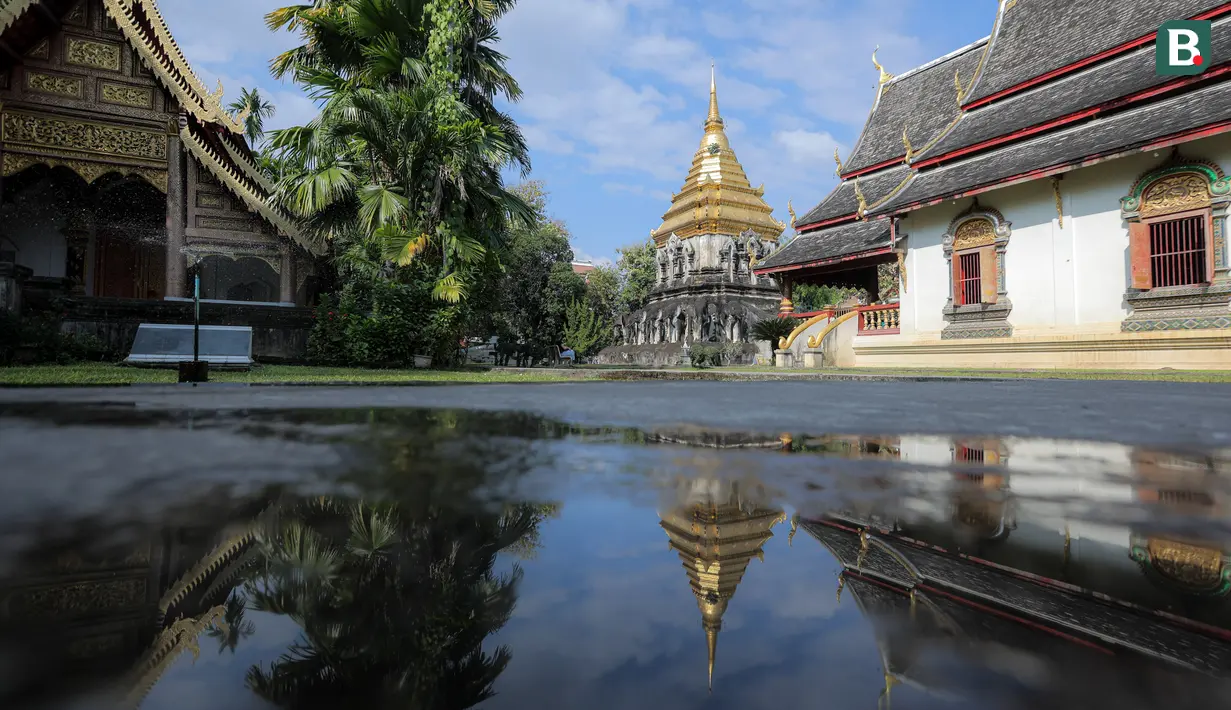 Wat Chiang Man terletak di dekat Jalan Ratchapakhinai dan buka pada pukul 08.00-17.00 waktu setempat. (Bola.com/Bagaskara Lazuardi)