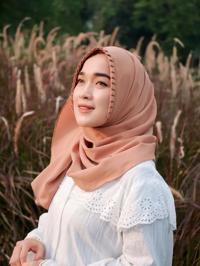 Potret Terbaru Ririe Fairus Pasca Cerai, Disebut Makin Glowing dan Bersahaja. (Sumber: Instagram/ririe_fairus)