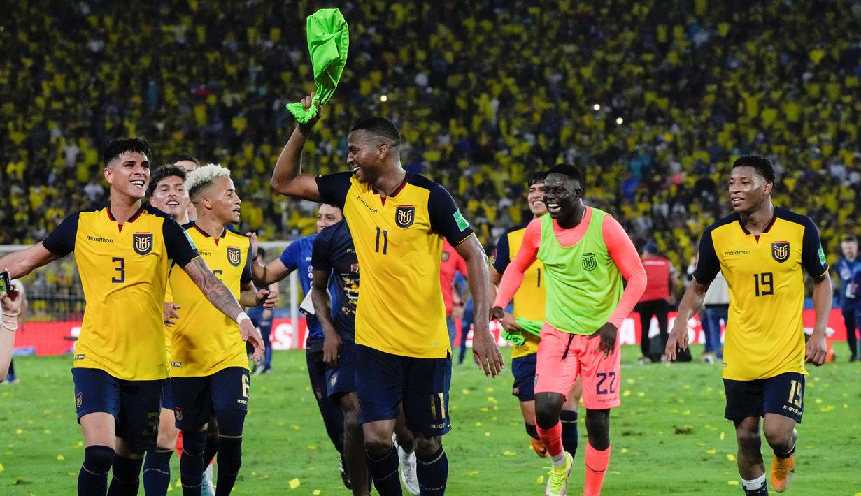 Ekuador kembali mencoba peruntungannya di ajang Piala Dunia 2022 usai absen pada edisi 2018 silam. Pencapaian terbaik tim berjuluk La Tri tersebut adalah ketika mereka lolos ke babak 16 besar. Di Qatar nanti, sang pelatih Gustavo Alfaro telah mempersiapkan armada tempurnya dengan membawa pemain bertabung bintang seperti Pervis Estupiñán, Piero Hincapié, Moisés Caicedo, dan Enner Valencia. (AFP/Pool/Dolores Ochoa)