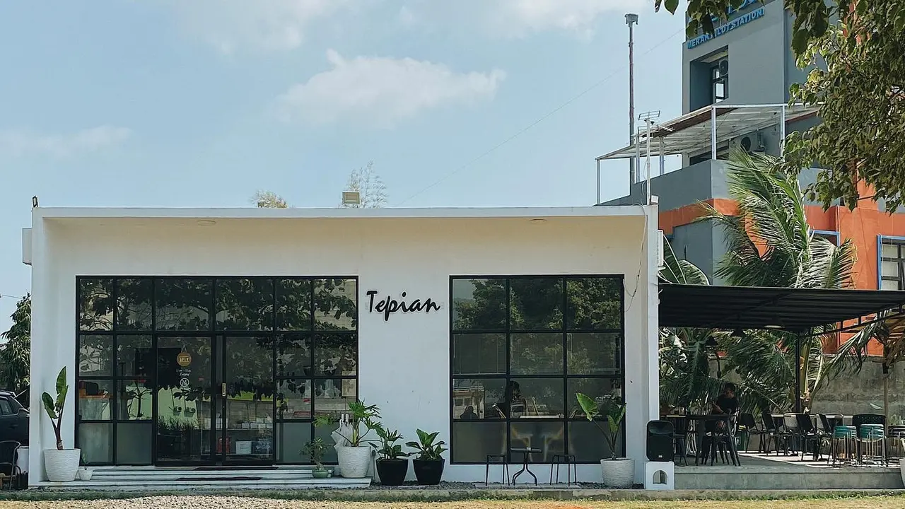 Kafe Tepian Merak
