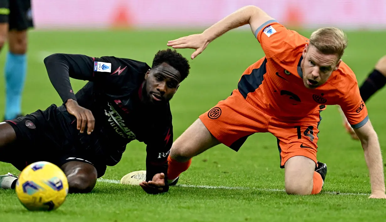 Gol Inter Milan dicetak Marcus Thuram pada menit ke-17, Lautaro Martinez (19'), Denzel Dumfries (40'), dan Marko Arnautovic (90').  (GABRIEL BOUYS/AFP)