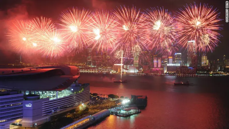 5 Spot Wisata Malam yang Menarik di Hong Kong