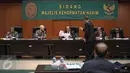 Suasana persidangan Hakim tinggi pada Pengadilan Tinggi (PT) Jambi, Pangeran Napitupulu dalam Majelis Kehormatan Hakim (MKH) , Jakarta, Rabu (4/1). (Liputan6.com/Faizal Fanani)