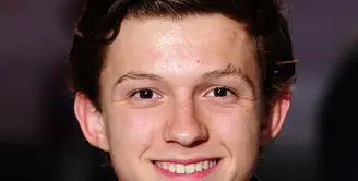  Aktor muda Tom Holland memang telah terpilih sebagai pemeran Spiderman yang baru. (Bintang/EPA)