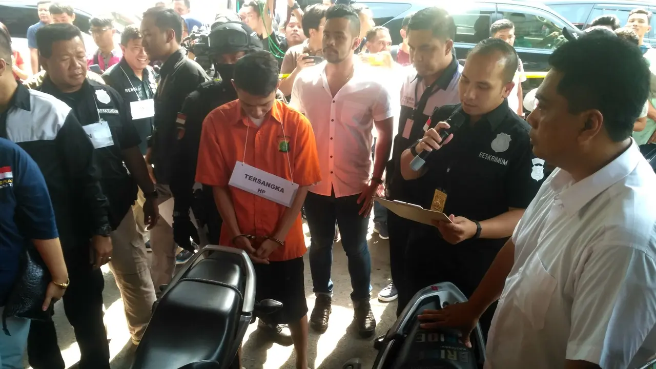 Rekonstruksi pengeroyokan TNI di Polda Metro Jaya