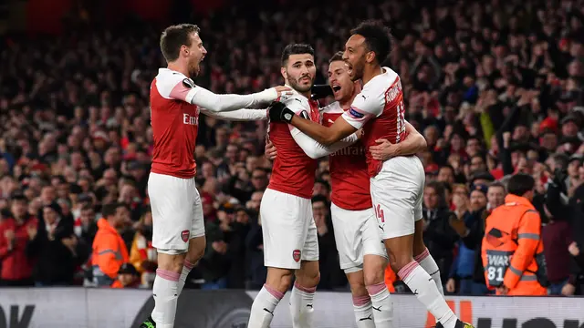 Arsenal Taklukan Napoli di Kandang