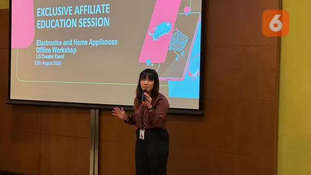 Certified Trainer TikTok Shop, Beatrice Nathania, memberikan tips kepada para afiliator saat pembukaan program Life’s Good Creator Club dari LG Electronics Indonesia di Jakarta. Liputan6.com/Iskandar