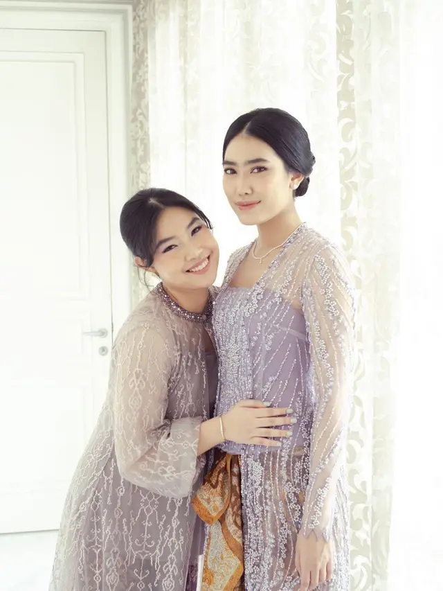 6 Potret Kompak Alika dan Kalya Islamadina, Sibling Goals Banget